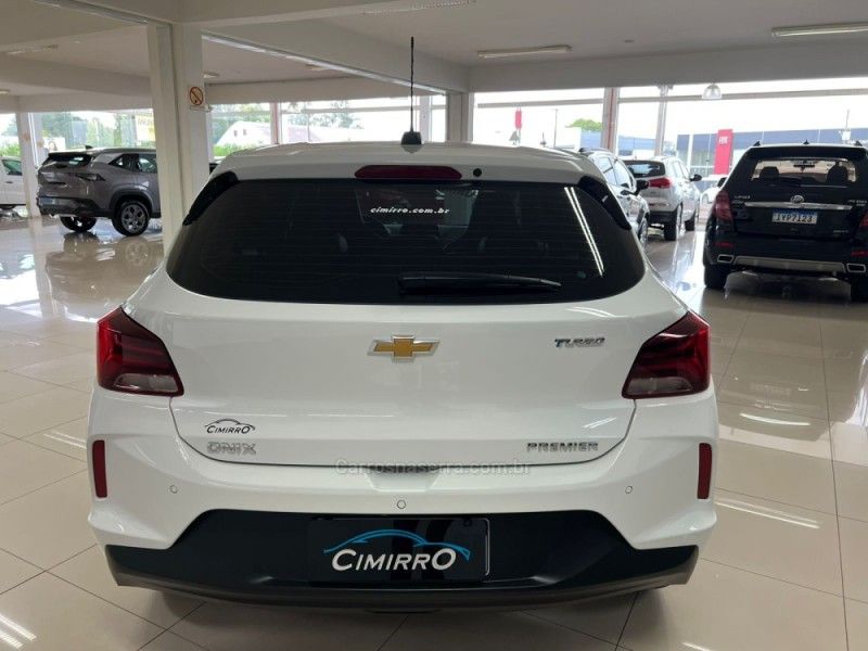 CHEVROLET ONIX 1.0 PREMIER 12V TURBO 2020/2021 CIMIRRO AUTOMÓVEIS TAQUARA / Carros no Vale CHEVROLET ONIX 1.0 PREMIER 12V TURBO 2020/2021 CIMIRRO AUTOMÓVEIS TAQUARA / Carros no Vale