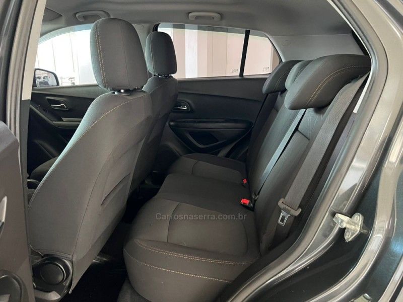 CHEVROLET TRACKER 1.4 16V TURBO LT 2018/2019 CIMIRRO AUTOMÓVEIS TAQUARA / Carros no Vale