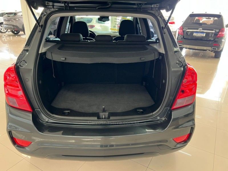 CHEVROLET TRACKER 1.4 16V TURBO LT 2018/2019 CIMIRRO AUTOMÓVEIS TAQUARA / Carros no Vale