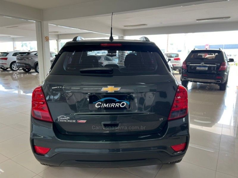 CHEVROLET TRACKER 1.4 16V TURBO LT 2018/2019 CIMIRRO AUTOMÓVEIS TAQUARA / Carros no Vale