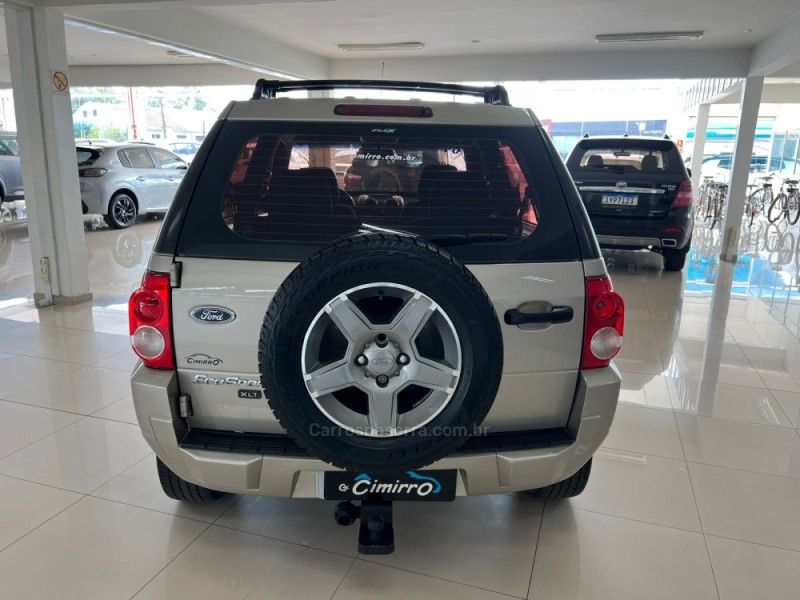 FORD ECOSPORT 1.6 XLT FREESTYLE 8V 2008/2009 CIMIRRO AUTOMÓVEIS TAQUARA / Carros no Vale