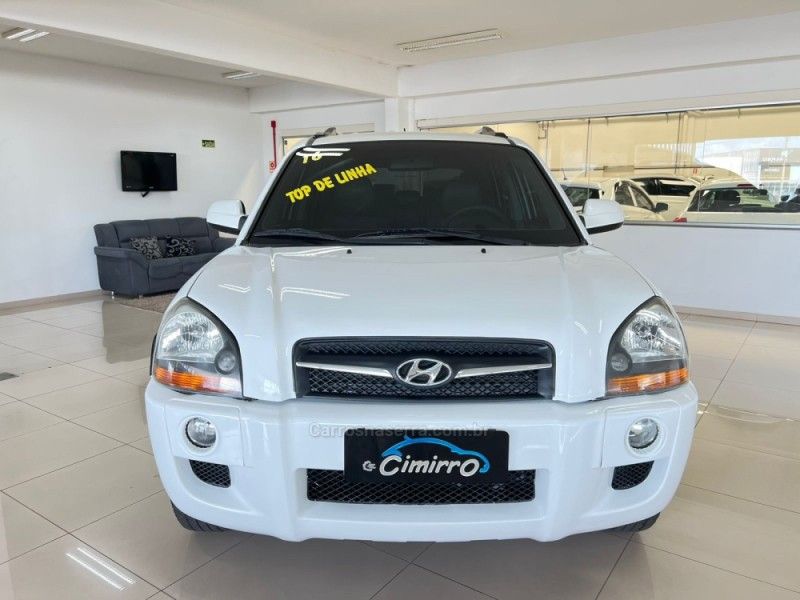 HYUNDAI TUCSON 2.0 MPFI GLS 16V 143CV 2WD 2015/2016 CIMIRRO AUTOMÓVEIS TAQUARA / Carros no Vale