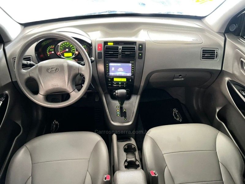 HYUNDAI TUCSON 2.0 MPFI GLS 16V 143CV 2WD 2015/2016 CIMIRRO AUTOMÓVEIS TAQUARA / Carros no Vale