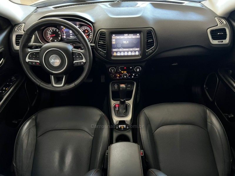 JEEP COMPASS 2.0 16V LONGITUDE 2019/2019 CIMIRRO AUTOMÓVEIS TAQUARA / Carros no Vale