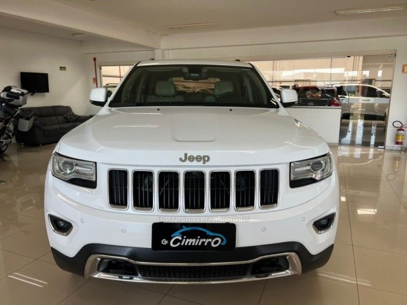 JEEP GRAND CHEROKEE 3.0 LIMITED 4X4 V6 24V TURBO 2015/2015 CIMIRRO AUTOMÓVEIS TAQUARA / Carros no Vale