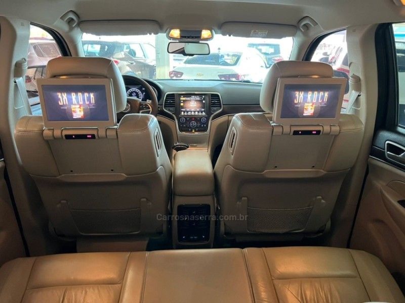 JEEP GRAND CHEROKEE 3.0 LIMITED 4X4 V6 24V TURBO 2015/2015 CIMIRRO AUTOMÓVEIS TAQUARA / Carros no Vale