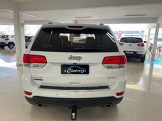 JEEP GRAND CHEROKEE 3.0 LIMITED 4X4 V6 24V TURBO 2015/2015 CIMIRRO AUTOMÓVEIS TAQUARA / Carros no Vale