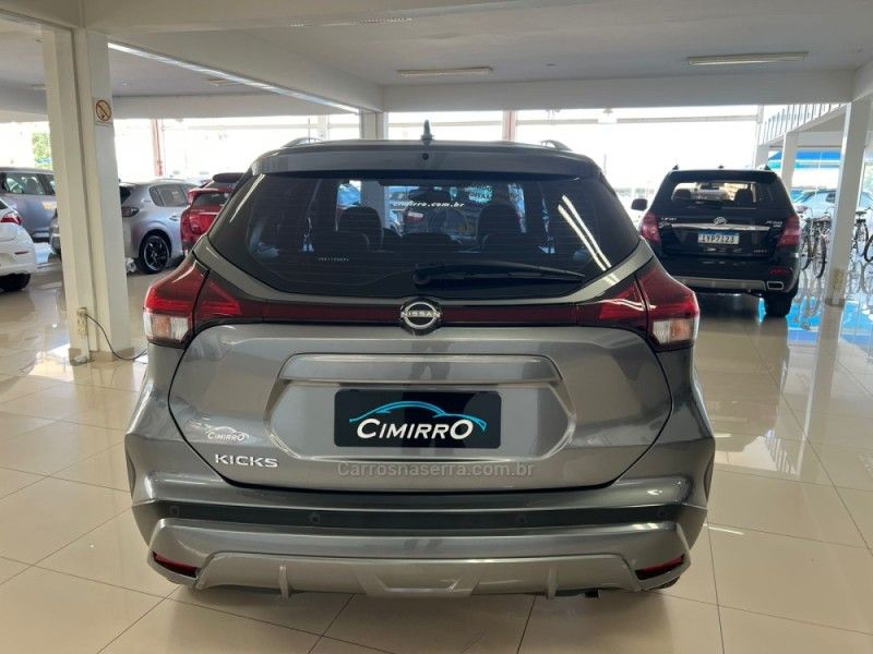 NISSAN KICKS 1.6 ADVANCE 16V 2023/2024 CIMIRRO AUTOMÓVEIS TAQUARA / Carros no Vale