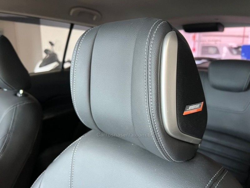 NISSAN KICKS 1.6 EXCLUSIVE 16V 2022/2022 CIMIRRO AUTOMÓVEIS TAQUARA / Carros no Vale NISSAN KICKS 1.6 EXCLUSIVE 16V 2022/2022 CIMIRRO AUTOMÓVEIS TAQUARA / Carros no Vale