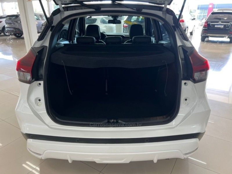 NISSAN KICKS 1.6 EXCLUSIVE 16V 2022/2022 CIMIRRO AUTOMÓVEIS TAQUARA / Carros no Vale NISSAN KICKS 1.6 EXCLUSIVE 16V 2022/2022 CIMIRRO AUTOMÓVEIS TAQUARA / Carros no Vale