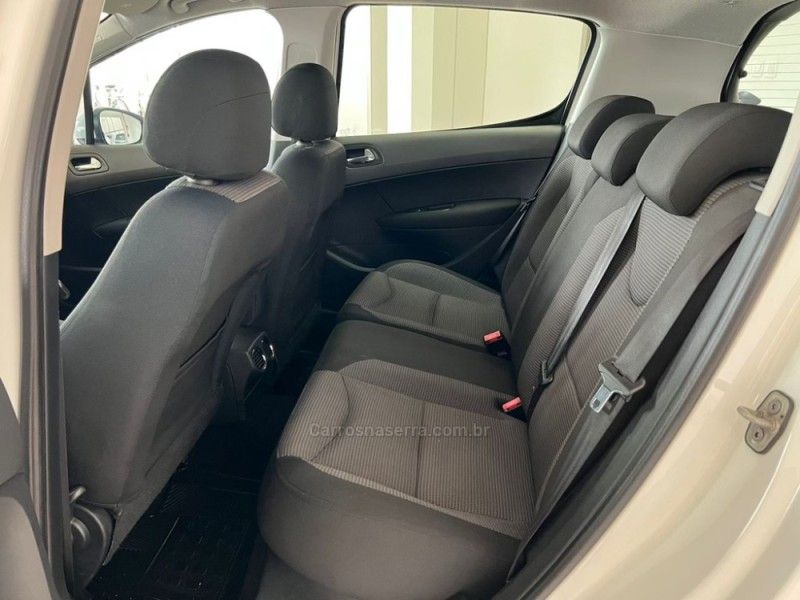 PEUGEOT 308 2.0 ALLURE 16V 2012/2013 CIMIRRO AUTOMÓVEIS TAQUARA / Carros no Vale PEUGEOT 308 2.0 ALLURE 16V 2012/2013 CIMIRRO AUTOMÓVEIS TAQUARA / Carros no Vale