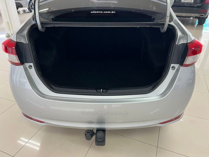 TOYOTA YARIS 1.5 XL SEDAN 16V 2018/2019 CIMIRRO AUTOMÓVEIS TAQUARA / Carros no Vale TOYOTA YARIS 1.5 XL SEDAN 16V 2018/2019 CIMIRRO AUTOMÓVEIS TAQUARA / Carros no Vale