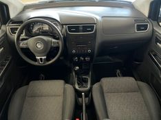 VOLKSWAGEN FOX 1.6 MI 8V 2012/2013 CIMIRRO AUTOMÓVEIS TAQUARA / Carros no Vale