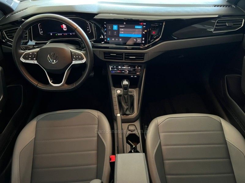 VOLKSWAGEN NIVUS 1.0 TSI HIGHLINE 2022/2023 CIMIRRO AUTOMÓVEIS TAQUARA / Carros no Vale
