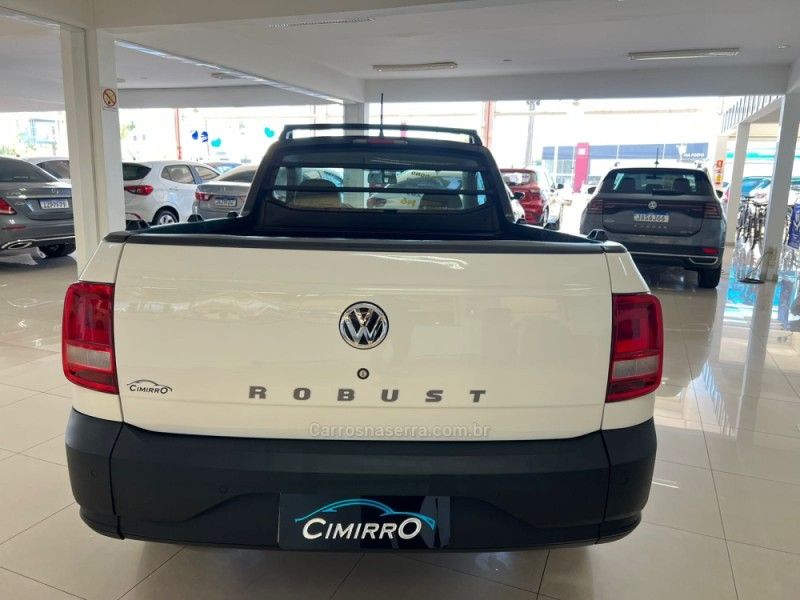 VOLKSWAGEN SAVEIRO 1.6 MSI ROBUST CS 16V 2023/2023 CIMIRRO AUTOMÓVEIS TAQUARA / Carros no Vale VOLKSWAGEN SAVEIRO 1.6 MSI ROBUST CS 16V 2023/2023 CIMIRRO AUTOMÓVEIS TAQUARA / Carros no Vale