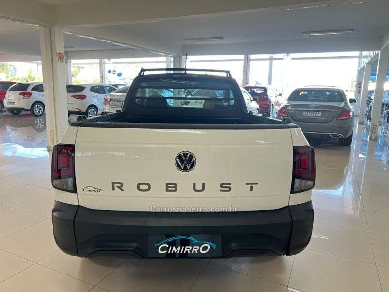 VOLKSWAGEN SAVEIRO 1.6 MSI ROBUST CS 16V 2023/2024 CIMIRRO AUTOMÓVEIS TAQUARA / Carros no Vale