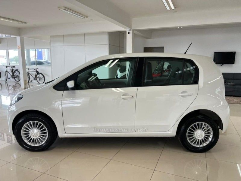 VOLKSWAGEN UP 1.0 MPI MOVE UP 12V AUTOMATIZADO 2016/2017 CIMIRRO AUTOMÓVEIS TAQUARA / Carros no Vale