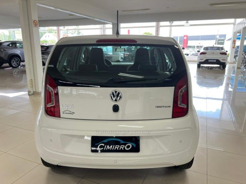 VOLKSWAGEN UP 1.0 MPI MOVE UP 12V AUTOMATIZADO 2016/2017 CIMIRRO AUTOMÓVEIS TAQUARA / Carros no Vale