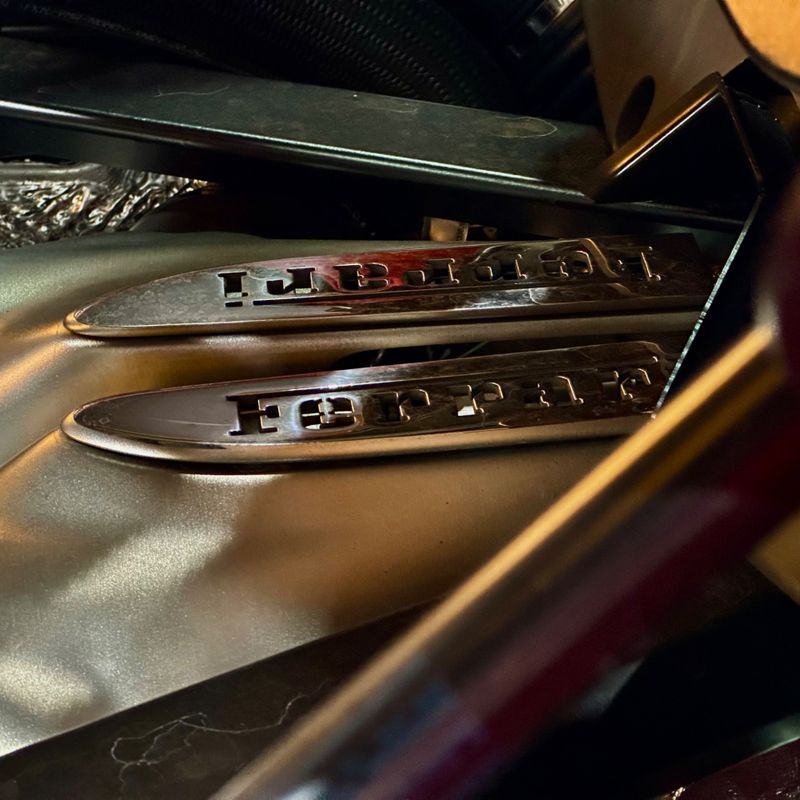 Ferrari 296 Gtb 2024/2025 DL MOTORS LAJEADO / Carros no Vale