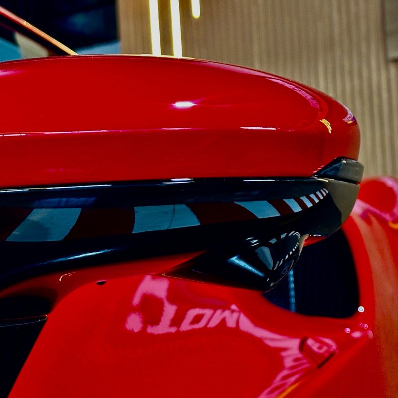 Ferrari 296 Gtb 2024/2025 DL MOTORS LAJEADO / Carros no Vale