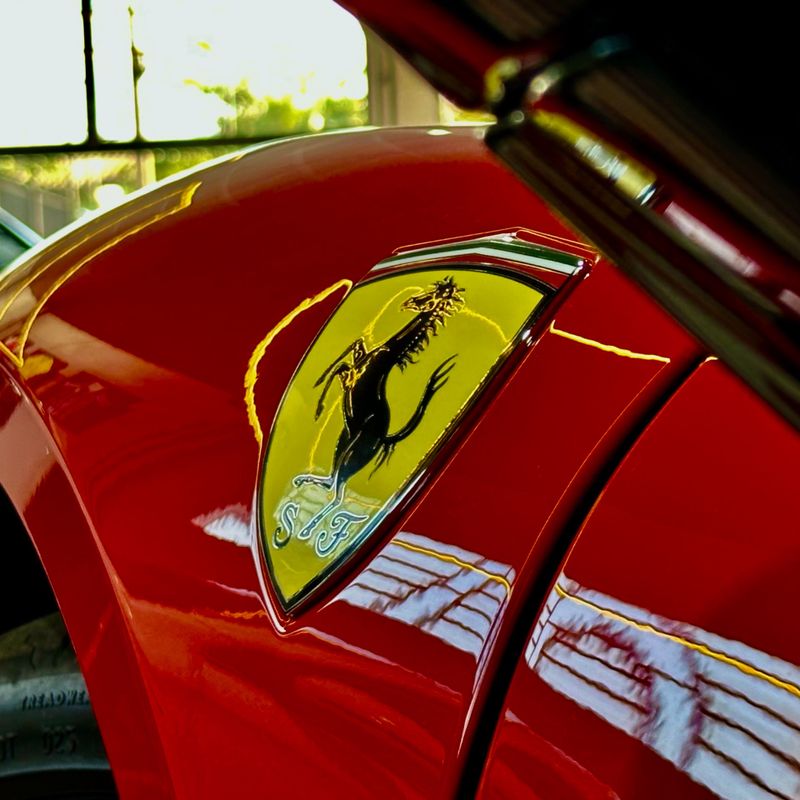 Ferrari 296 Gtb 2024/2025 DL MOTORS LAJEADO / Carros no Vale