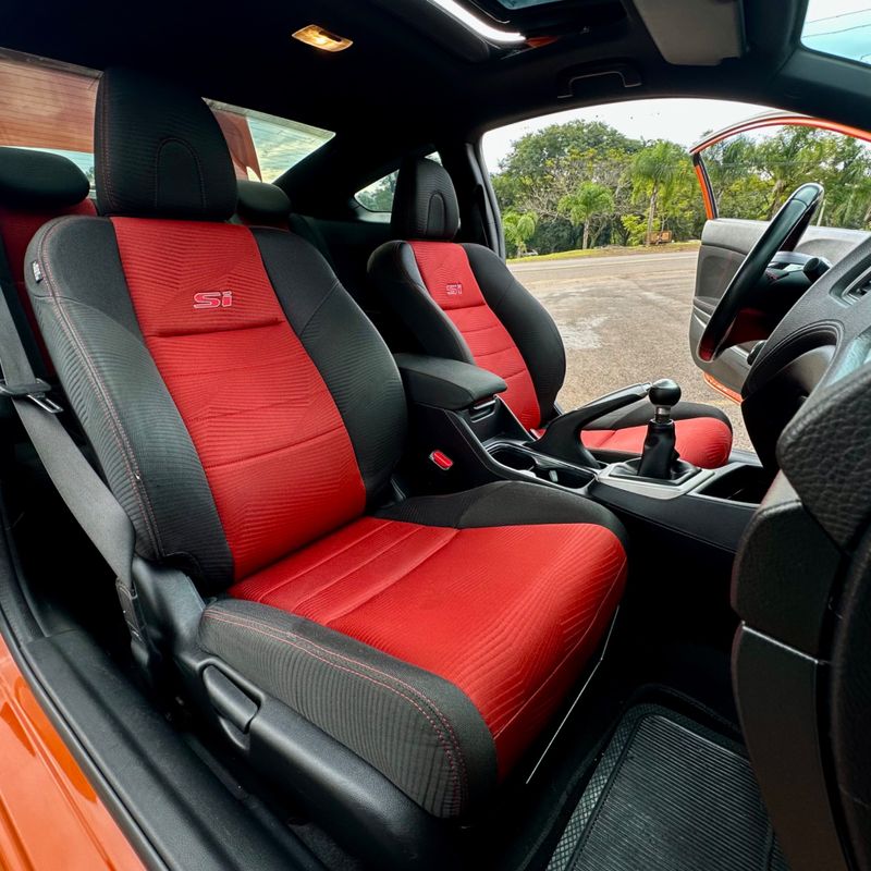 Honda Civic Coupe 2015/2015 DL MOTORS LAJEADO / Carros no Vale