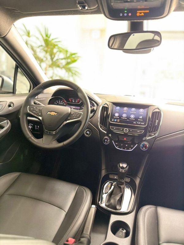 CHEVROLET CRUZE 1.4 TURBO LTZ II SPORT HATCH 16V 2021/2022 ANDRIGO VEÍCULOS CAXIAS DO SUL / Carros no Vale CHEVROLET CRUZE 1.4 TURBO LTZ II SPORT HATCH 16V 2021/2022 ANDRIGO VEÍCULOS CAXIAS DO SUL / Carros no Vale