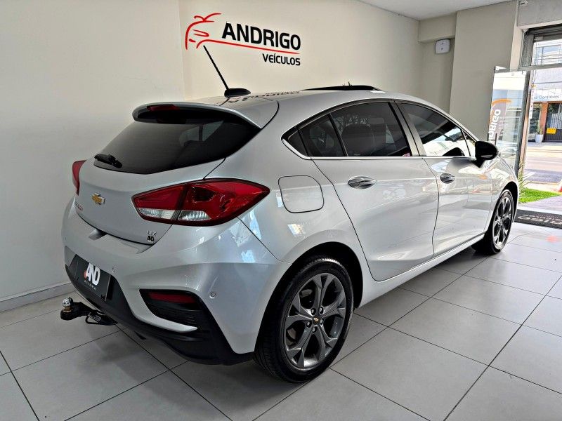 CHEVROLET CRUZE 1.4 TURBO LTZ II SPORT HATCH 16V 2021/2022 ANDRIGO VEÍCULOS CAXIAS DO SUL / Carros no Vale CHEVROLET CRUZE 1.4 TURBO LTZ II SPORT HATCH 16V 2021/2022 ANDRIGO VEÍCULOS CAXIAS DO SUL / Carros no Vale