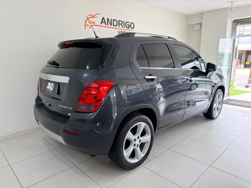CHEVROLET TRACKER 1.8 MPFI LTZ 4X2 16V 2015/2015 ANDRIGO VEÍCULOS CAXIAS DO SUL / Carros no Vale