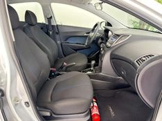 HYUNDAI HB20 1.6 COMFORT PLUS 16V 2012/2013 ANDRIGO VEÍCULOS CAXIAS DO SUL / Carros no Vale