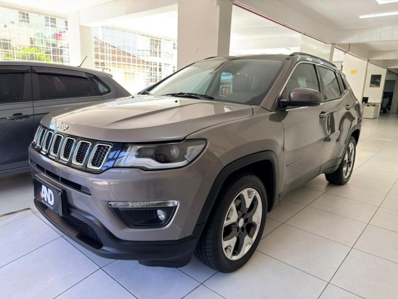 JEEP COMPASS 2.0 16V LONGITUDE 2018/2019 ANDRIGO VEÍCULOS CAXIAS DO SUL / Carros no Vale JEEP COMPASS 2.0 16V LONGITUDE 2018/2019 ANDRIGO VEÍCULOS CAXIAS DO SUL / Carros no Vale