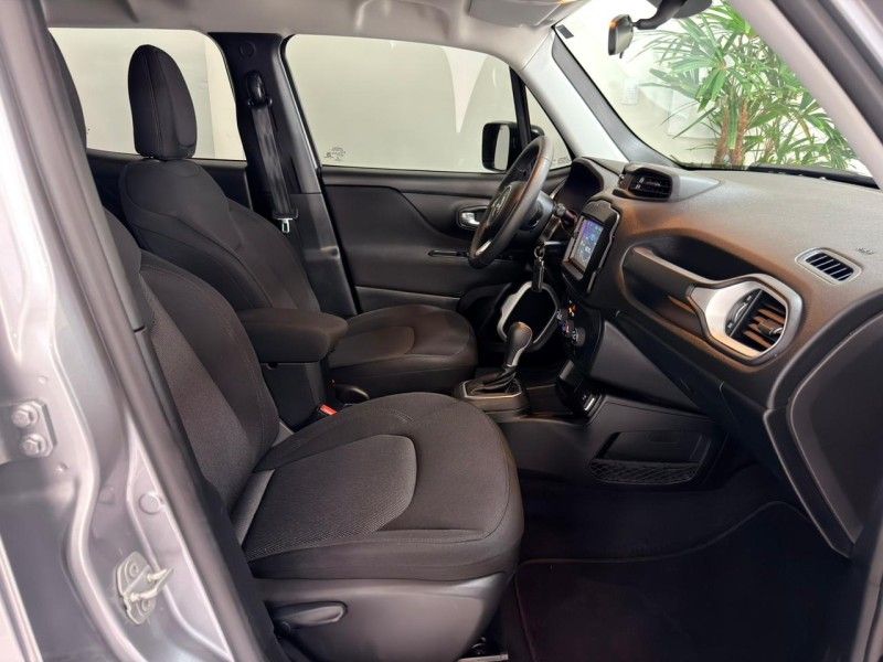 JEEP RENEGADE 1.8 16V 2020/2021 ANDRIGO VEÍCULOS CAXIAS DO SUL / Carros no Vale