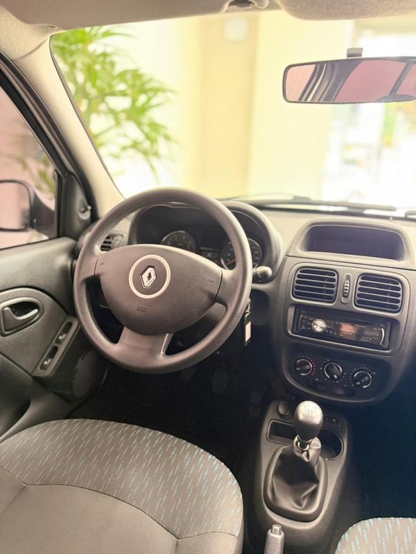 RENAULT CLIO 1.0 EXPRESSION 16V HI 2015/2016 ANDRIGO VEÍCULOS CAXIAS DO SUL / Carros no Vale