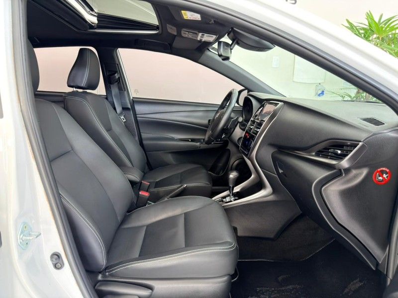 TOYOTA YARIS 1.5 XLS 2023/2024 ANDRIGO VEÍCULOS CAXIAS DO SUL / Carros no Vale