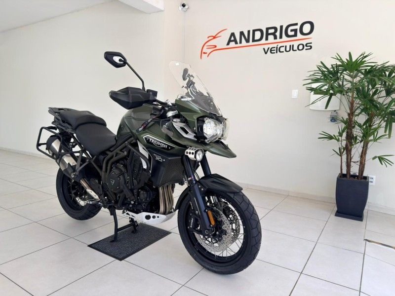 TRIUMPH TIGER 1200XCA 2017/2018 ANDRIGO VEÍCULOS CAXIAS DO SUL / Carros no Vale