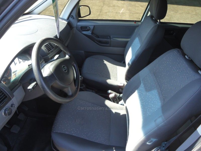 CHEVROLET MERIVA 1.4 MPFI JOY 8V 2011/2011 BOURSCHEID CARROS E MOTOS SANTA CLARA DO SUL / Carros no Vale
