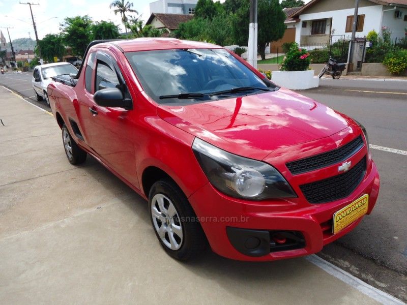 CHEVROLET MONTANA 1.4 MPFI LS CS 8V 2013/2013 BOURSCHEID CARROS E MOTOS SANTA CLARA DO SUL / Carros no Vale