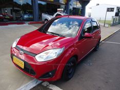 FORD FIESTA 1.0 MPI CLASS 8V 2014/2014 BOURSCHEID CARROS E MOTOS SANTA CLARA DO SUL / Carros no Vale