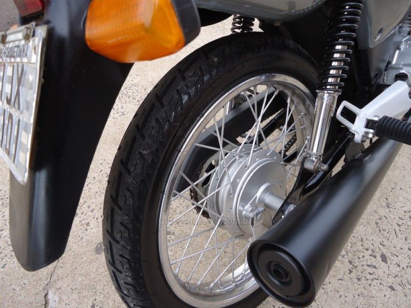 Honda Motos CG 125 TITAN ES 2001/2001 BOURSCHEID CARROS E MOTOS SANTA CLARA DO SUL / Carros no Vale