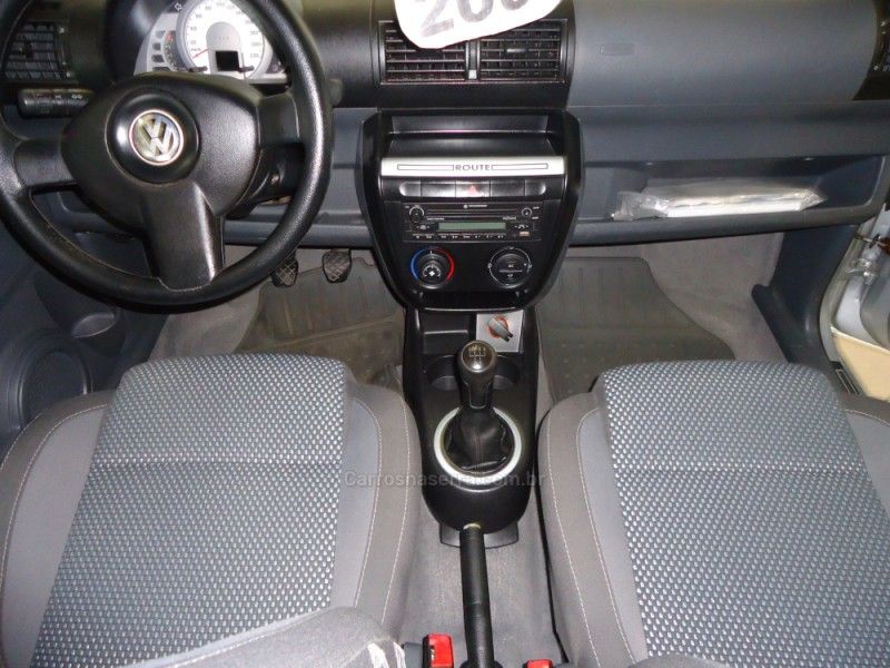 VOLKSWAGEN FOX 1.6 MI ROUTE 8V 2008/2008 BOURSCHEID CARROS E MOTOS SANTA CLARA DO SUL / Carros no Vale