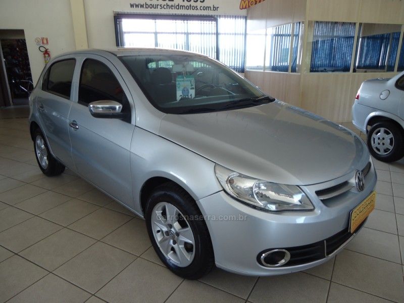 VOLKSWAGEN GOL 1.0 MI 8V G.V 2010/2011 BOURSCHEID CARROS E MOTOS SANTA CLARA DO SUL / Carros no Vale