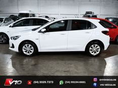 CHEVROLET ONIX 1.0 LT 12V TURBO 2022/2023 V10 VEÍCULOS CAXIAS DO SUL / Carros no Vale