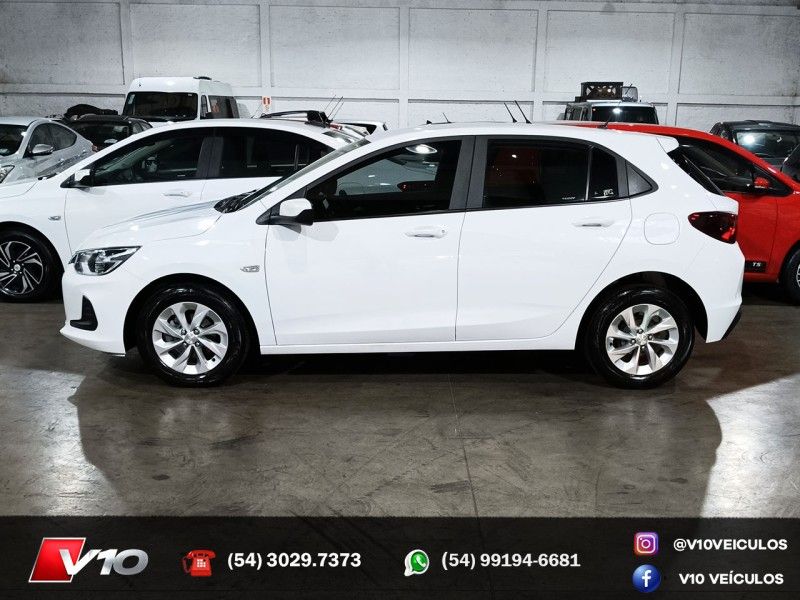 CHEVROLET ONIX 1.0 LT 12V TURBO 2022/2023 V10 VEÍCULOS CAXIAS DO SUL / Carros no Vale
