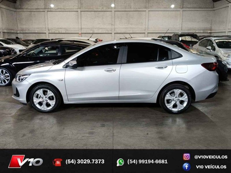 CHEVROLET ONIX 1.0 LTZ 12V TURBO 2022/2023 V10 VEÍCULOS CAXIAS DO SUL / Carros no Vale