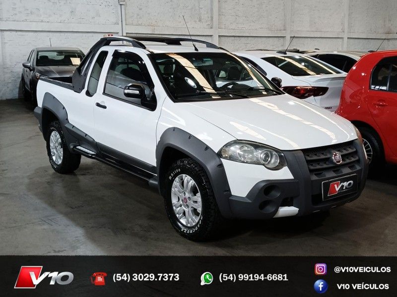FIAT STRADA 1.8 MPI ADVENTURE LOCKER CE 8V 2009/2009 V10 VEÍCULOS CAXIAS DO SUL / Carros no Vale