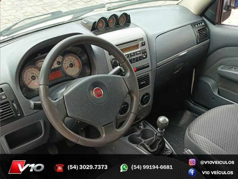 FIAT STRADA 1.8 MPI ADVENTURE LOCKER CE 8V 2009/2009 V10 VEÍCULOS CAXIAS DO SUL / Carros no Vale