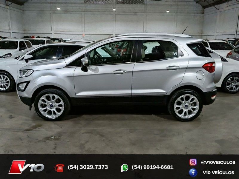 FORD ECOSPORT 2.0 TITANIUM 16V 2018/2019 V10 VEÍCULOS CAXIAS DO SUL / Carros no Vale