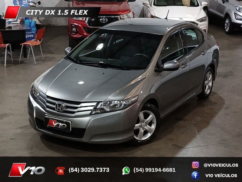 HONDA CITY 1.5 DX 16V 2010/2011 V10 VEÍCULOS CAXIAS DO SUL / Carros no Vale
