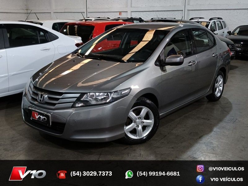 HONDA CITY 1.5 DX 16V 2010/2011 V10 VEÍCULOS CAXIAS DO SUL / Carros no Vale