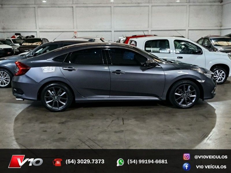 HONDA CIVIC 1.5 16V TOURING TURBO 2020/2020 V10 VEÍCULOS CAXIAS DO SUL / Carros no Vale